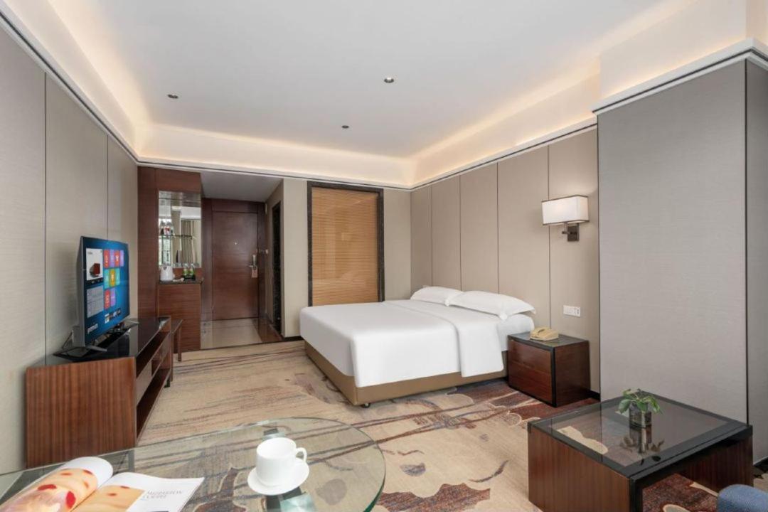 Mizparton Hotel South Qianjin Road Heshan  Exterior photo